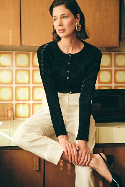 Sateen Buttoned Bearded Cardigan - Black