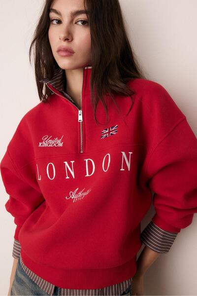 Stradivarius Embroidered Zip-Up Sweatshirt