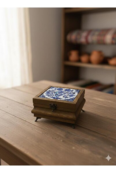 Home Çini Süslemeli Ahşap Takı Kutusu
