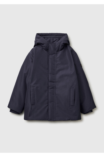 United Colors of Benetton معطف طويل للأولاد باللون الرمادي الداكن مع تفاصيل م...