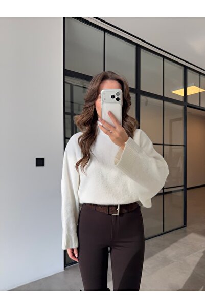 BB Bensu Buyruk YÜN DOKULU BOĞAZLI TRİKO KAZAK