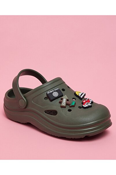 R&B Boy'S Olive Charm Detail Slingback Clogs