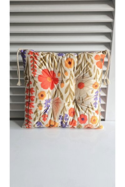 housein Flowers Chair Cushion