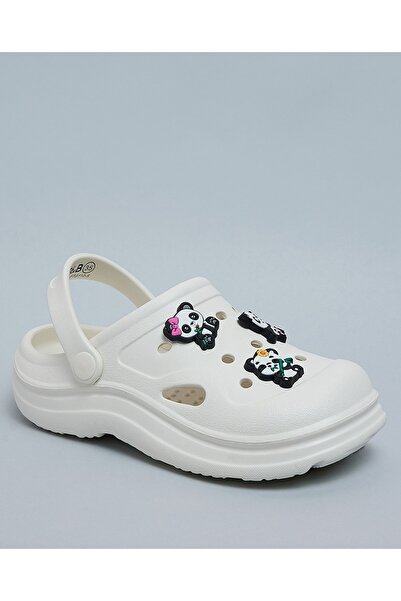 R&B قباقيب للبنات بتفاصيل سحرية عاجية