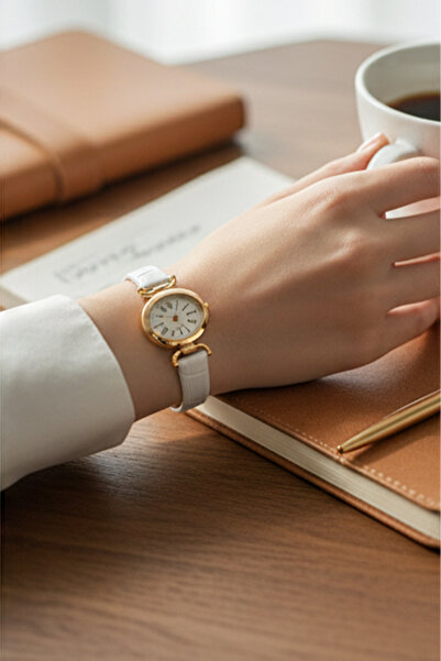 SHOPAPERAL Kadın Beyaz Vintage Kol Saati Yeni Moda Deri Kordon Kol Saati