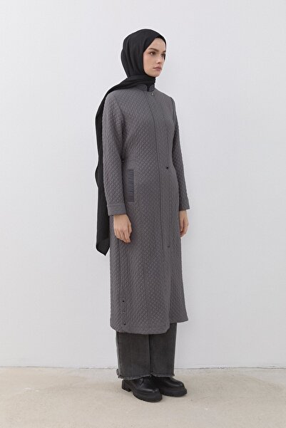 Nihan İnce Kapitone Beli Büzgülü Kap Gri