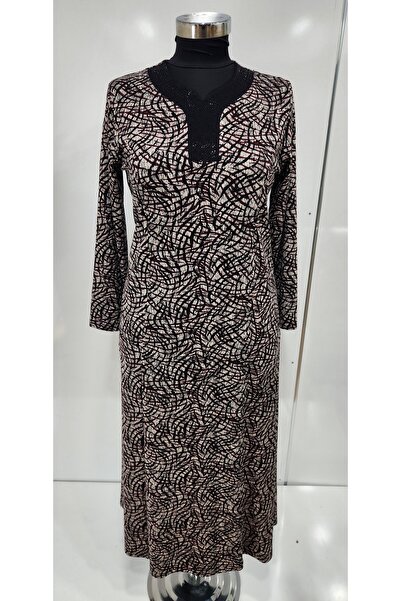 HESNA Kadın Büyük Beden Yakası Taş Detaylı Siyah Anne Elbisesi