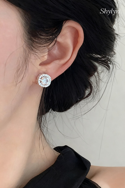 Shylyn 925 Gümüş Renk Koruyucu Kaplama Kare Zirkon Küpe (10mm)