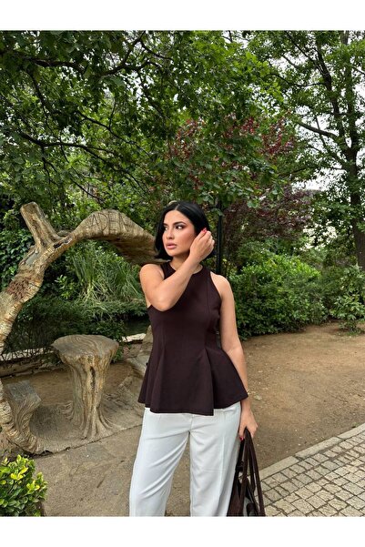 ELWES Kadın Acı Kahve Kolsuz Bluz