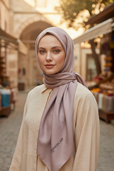 NESSCARF وشاح نسائي مربع 95x95 أنيق ومناسب للاستخدام اليومي