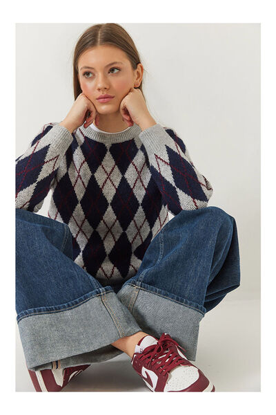 LC Waikiki Gri Kadın Bisiklet Yaka Baklava Desenli Kazak