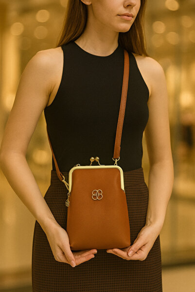 PefyBaby Mini Boy 3 Bölmeli Metal Detaylı Şık Çapraz Askılı Kadın Taba Çanta