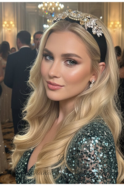 pegu baby collection CORONĂ DE CATIFELĂ CU DESIGN SPECIAL CU PIATRĂ DE CRYSTA...