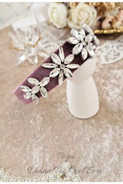 pegu baby collection CORONĂ DE CATIFELĂ DE DESIGN SPECIAL CU PIATRĂ DE CRISTA...