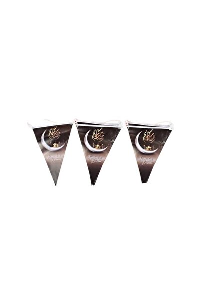 Meven Set Beauty Ramadan decorative triangle bunting with 'Ramadan Kareem' design for wall decoration