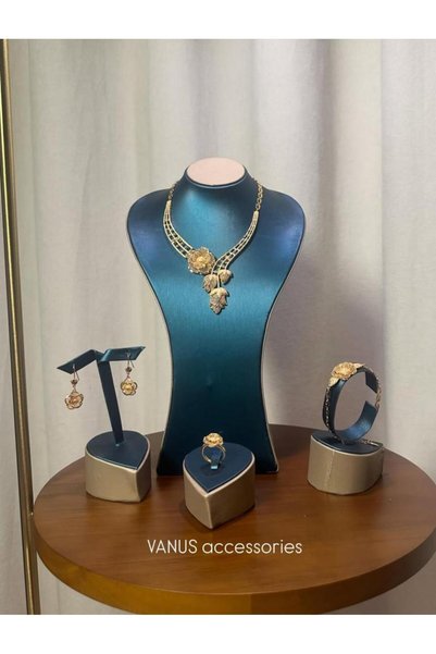 vanus fashion طقم اكسسوار ذهبي A1373