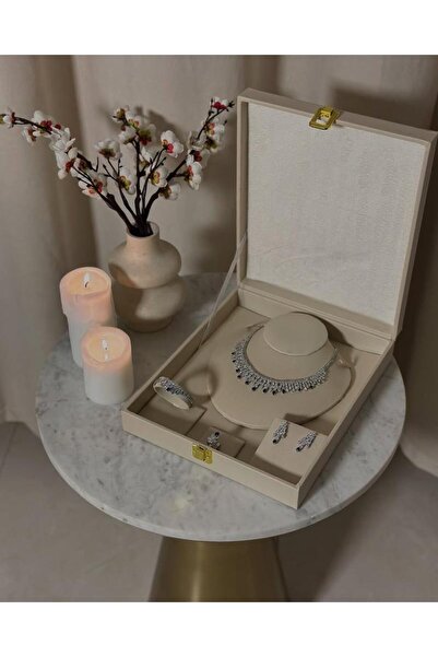 vanus fashion طقم اكسسوار ( 4 الوان ) A991