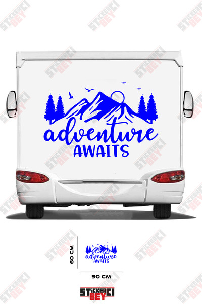STİCKERCI BEY ملصق كارافان مزين بصورة جبل وشجرة مع عبارة 'المغامرة تنتظر'
