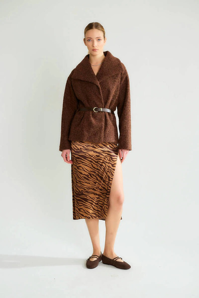 cemo Kemerli Dokulu Şal Yakalı Kısa Kaban