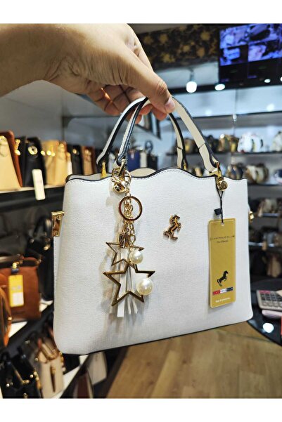 Çanta Trend حقيبة سهرة نسائية من ميامي بولو كلوب مع تفاصيل إكسسوارات، مناسبة للاستخدام المتعدد