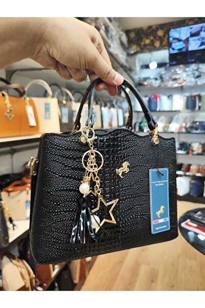 Çanta Trend حقيبة سهرة نسائية من ميامي بولو كلوب مع تفاصيل إكسسوارات، مناسبة للاستخدام المتعدد