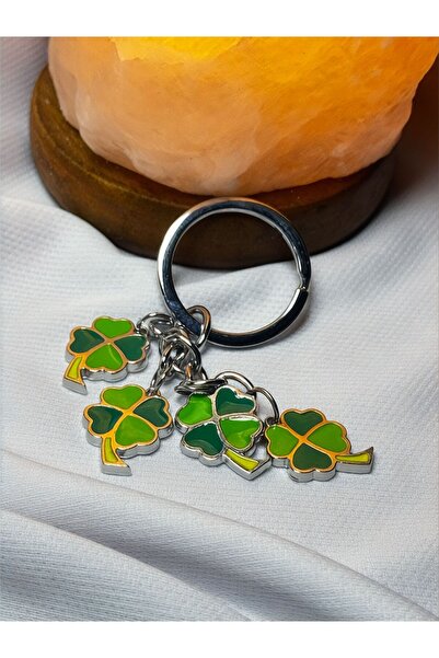 anahtarlık evreni سلسلة مفاتيح معدنية خضراء اللون على شكل ورقة البرسيم رباعية...