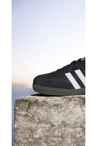 WITH EVERY STEP PANTOFI SPORT UNISEX SNEAKER NEGRU RETRO