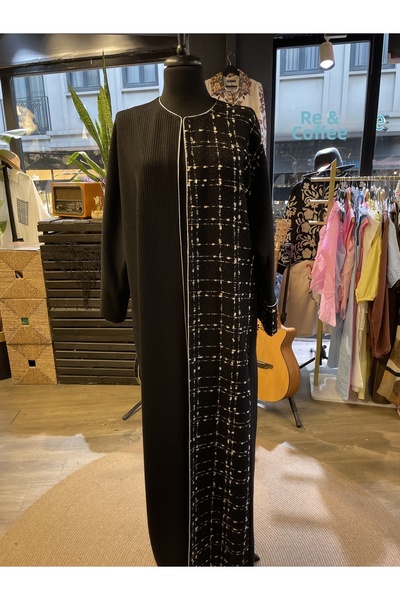 AJAL عباءة كيمونو نسائية مطرزة بالأحجار بتصميم خاص من القطيفة