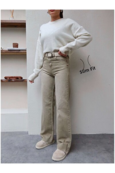 ESRAHELVACI Straight Leg Cropped Jeans