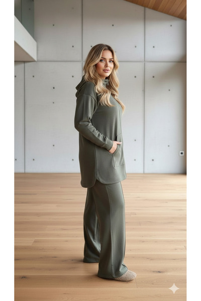 Curly Khaki Modal Fabric Zippered Suit