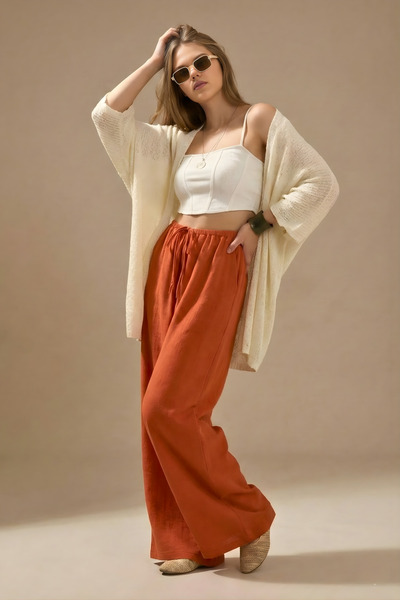 LA PANTE Γυναικείο παντελόνι με ελαστική ζώνη με κορδόνια Παντελόνι με φαρδύ ...