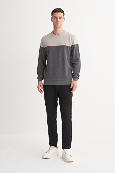 Cazador Slim Fit Cotton Blend Thessaloniki Knitted Sweatshirt (25 Winter)