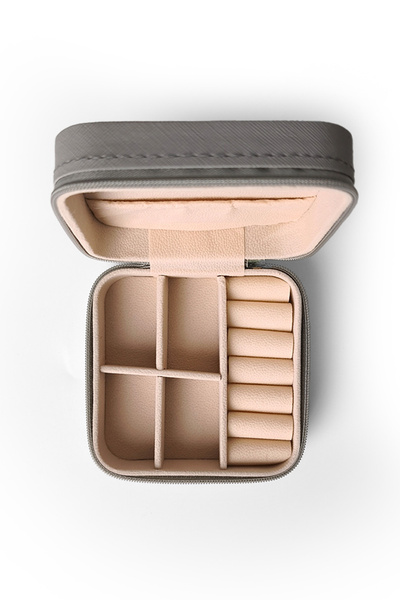 Ecrou Çift Gözlü Seyahat Tipi Takı Kutusu Gri