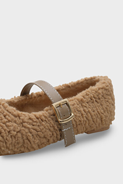 Capone Outfitters Kasey Furry Women's Ballet Flats