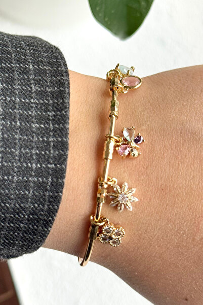 Leo'Stone سوار نسائي فاخر من الفولاذ قابل للتعديل مع حلية على شكل فراشة مرصعة...