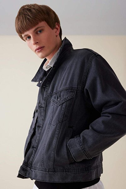 DeFacto 100% Baumwolle Oversize-Jacke mit Weitem Schnitt, Polokragen, Knopfleiste, Taschen und Waschbarem Denim-Stoff D5035AX24AU