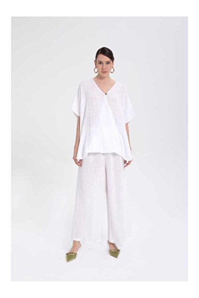 İpekçi Otantik Kadın Beyaz V Yaka Tasarım Bluz