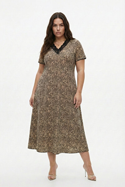 Elisho Lace Detailed Bamboo Flared Skirt Dress