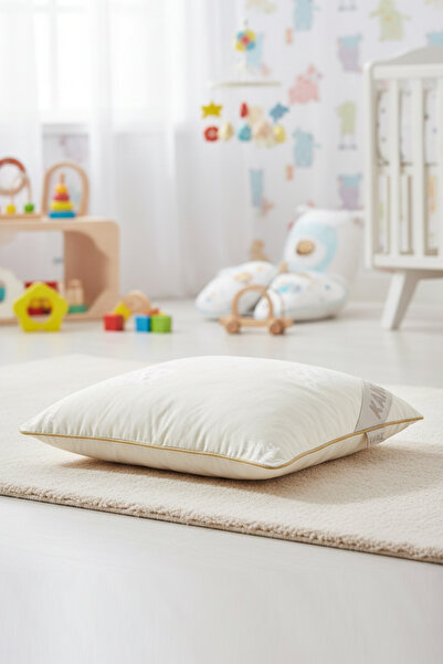 Kanz Yün Bebek Yastığı 35x45 cm