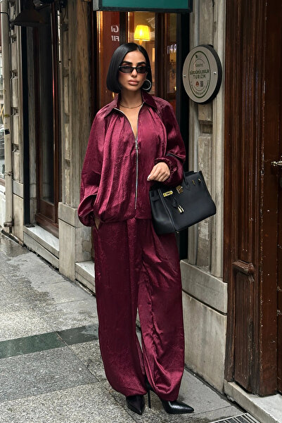 VİSKALİ Dokulu Saten Oversize Yarasa Kol Ceket - Bol Pantolon Bordo Takım