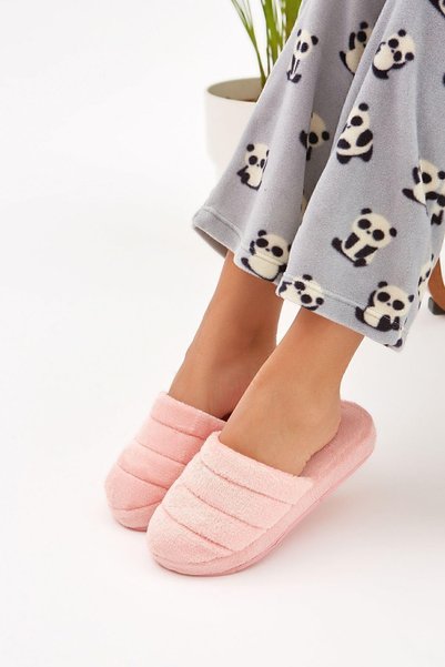 Moda Devrin Powder Front Closed Silent Sole Women's Slippers House Slippers