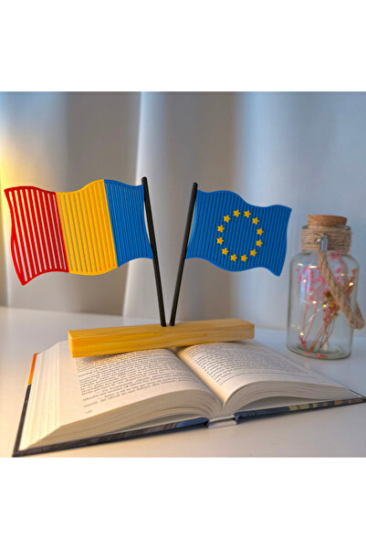 OEM Decoratiune "Drapel RO&UE" cu baza din lemn , 17.5 cm, multicolor, imprim...