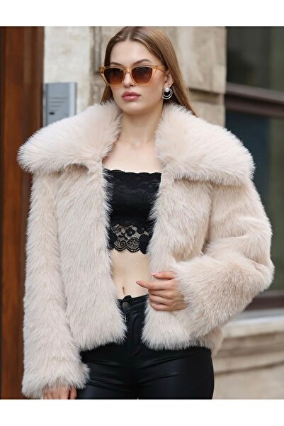 it's basic Trend Geniş Yakalı Kadın Yumuşak Tüylü Astarlı Premium Kalite Kısa Kürk Ceket Mont