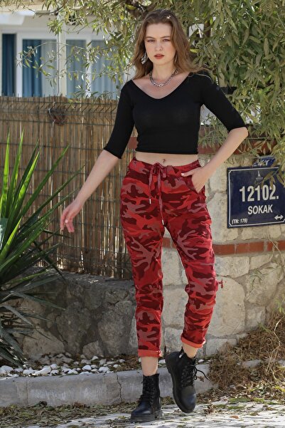 della moor Women's Burgundy Italian Camouflage Pattern Skinny Leg Trousers