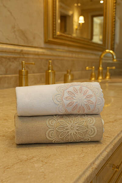 Çeyiz Bahçesi Set prosoape din catifea din 2 piese Hale French Guipure 50&90