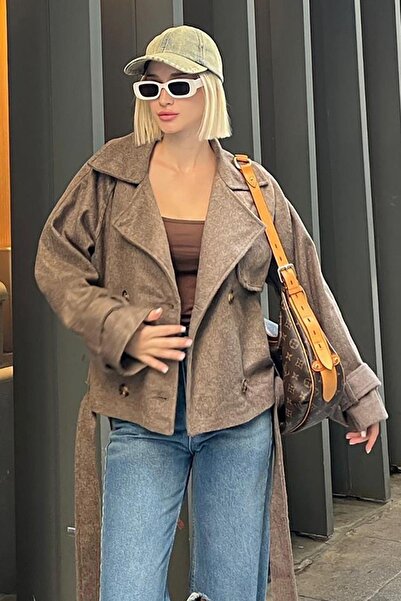 Madmext Kahverengi Düğmeli Kruvaze Yaka Kısa Kemerli Ceket MG2174