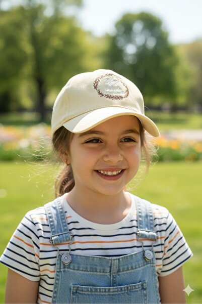 Kitti قبعة مطرزة للفتيات