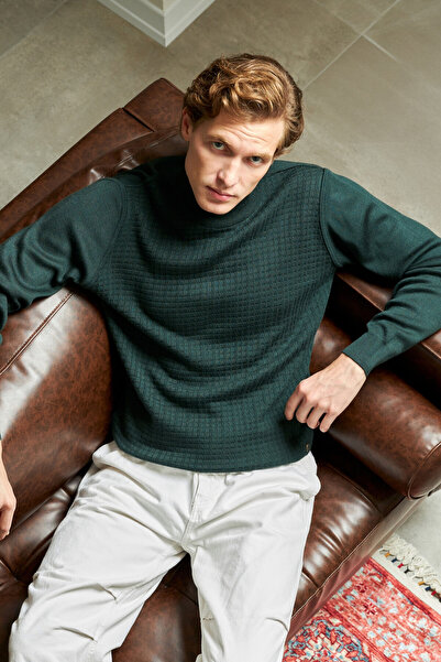 Çizgi Triko Pulover pentru bărbați, model semi-pescar Nefti, tricotat din oțe...