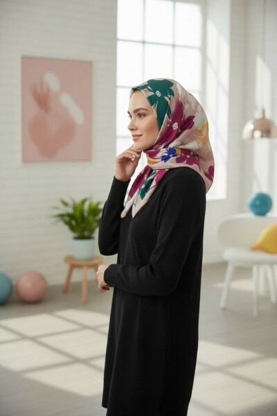 Onur وشاح شتوي ناعم مزين بالزهور المتدرجة - اتجاه المتجر