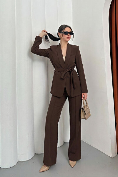 AKD Atelier Women's double belted blazer jacket pants set